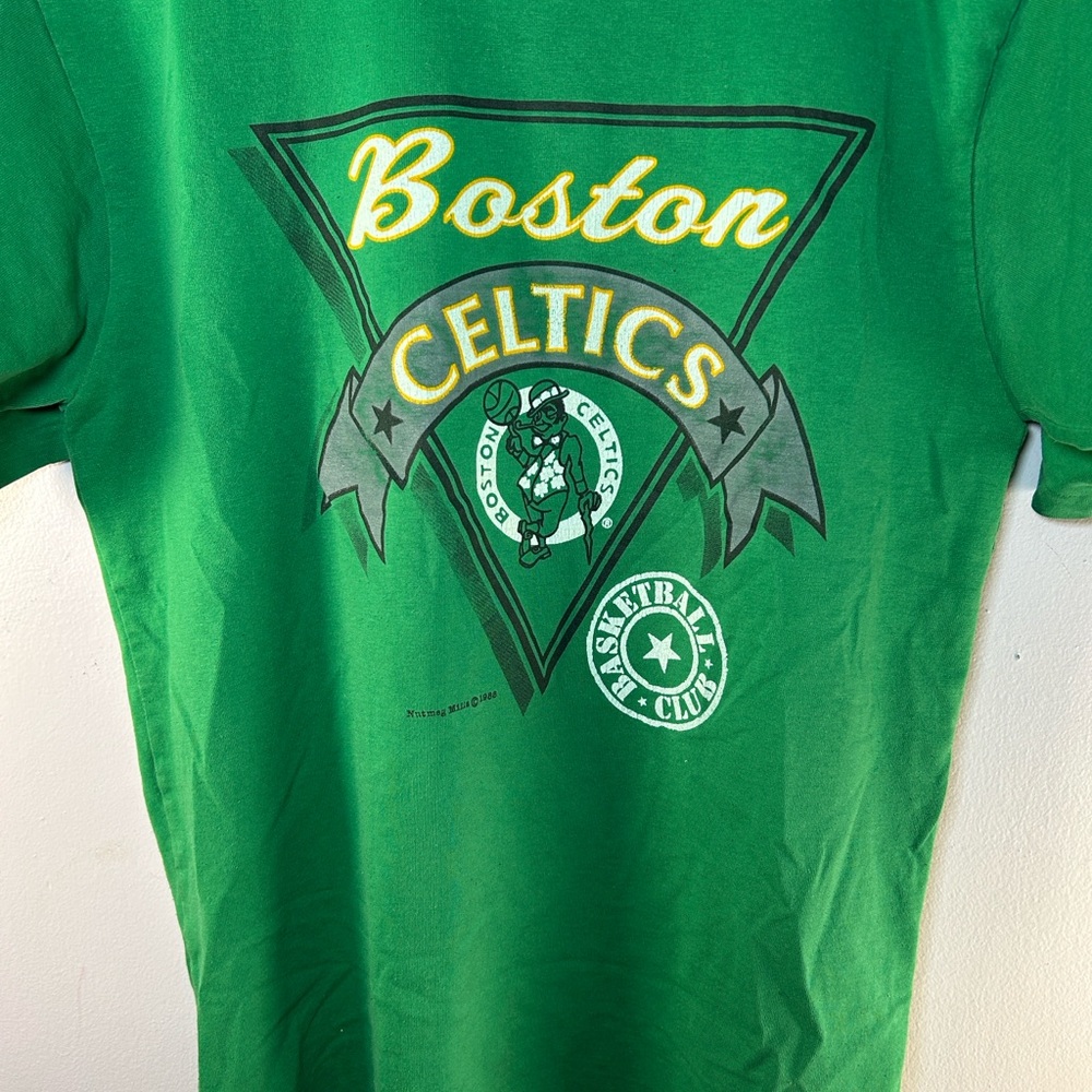 NBA Vintage Boston Celtics T-shirt with Leprechaun Logo from 1988